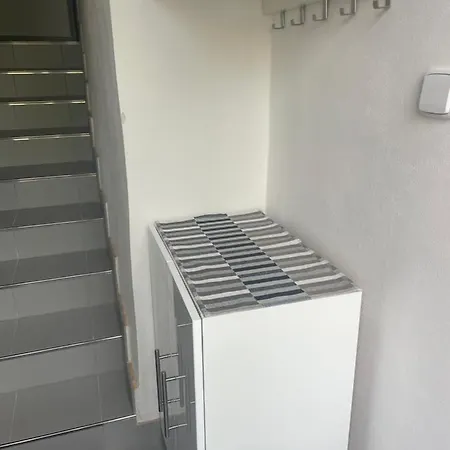 V Krátké Apartman