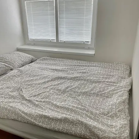 V Krátké Apartman Kamenický Šenov