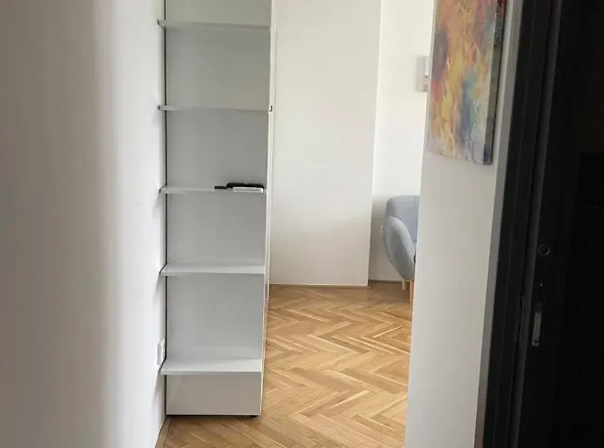 V Krátké